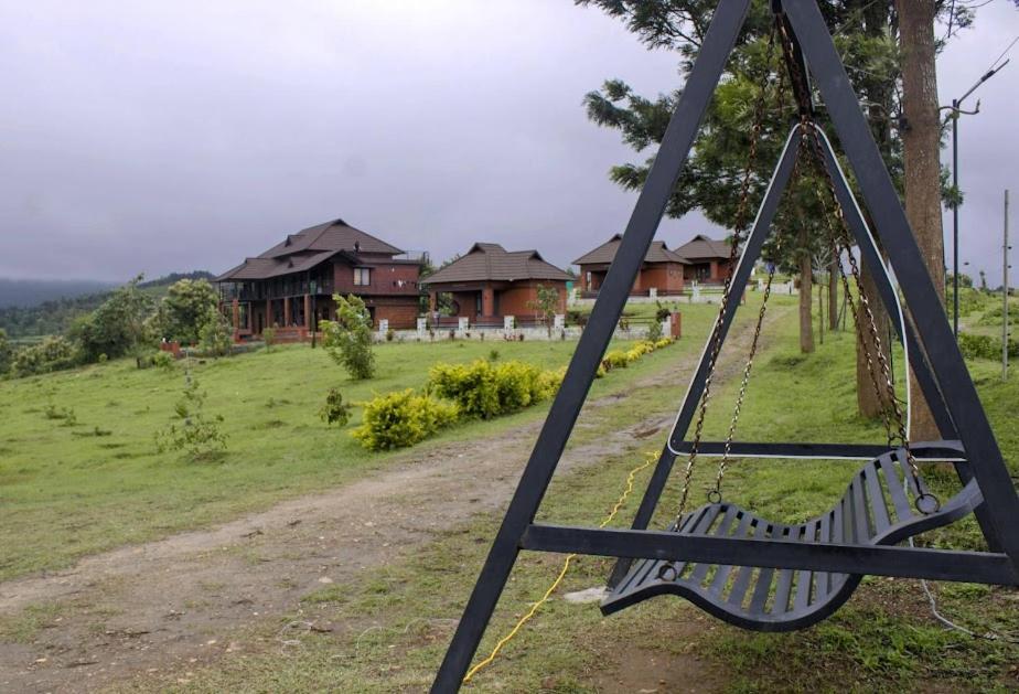 Misty Valley Resort Varagampadi Esterno foto